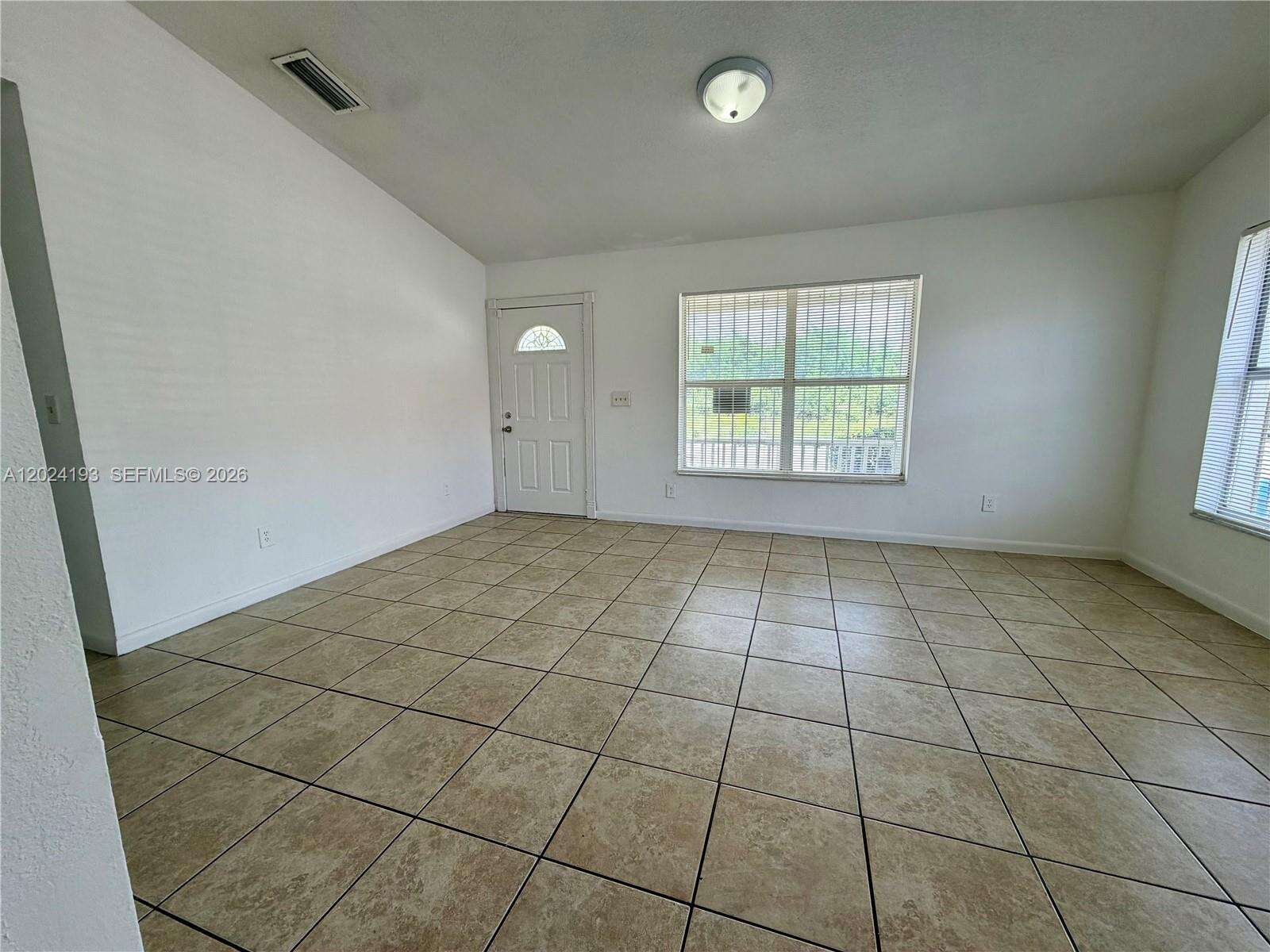 408 12th St, Florida City, FL 33034 - For Sale photo 4
