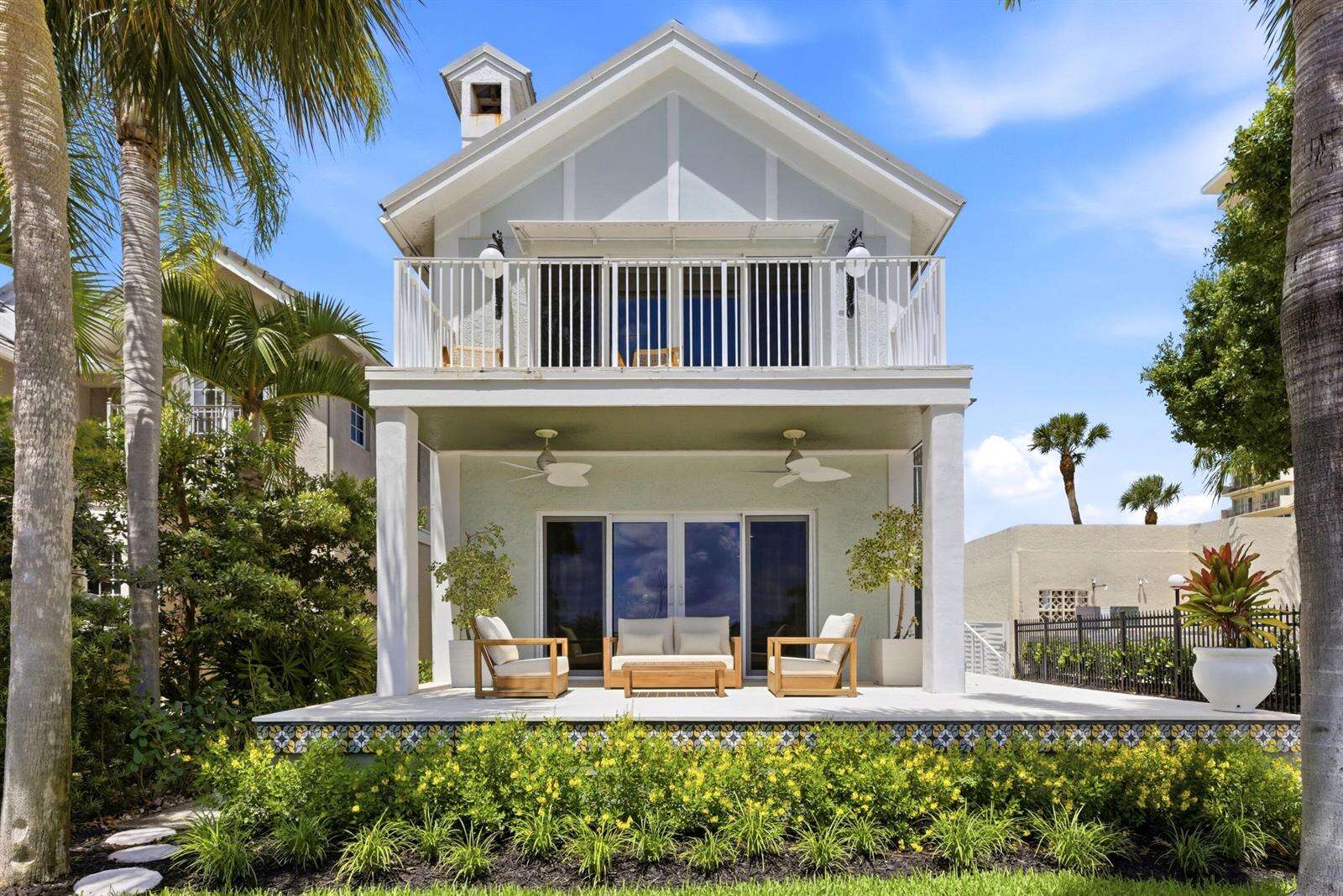 325 Poinciana, Fort Lauderdale, FL 33301 - For Sale photo 1
