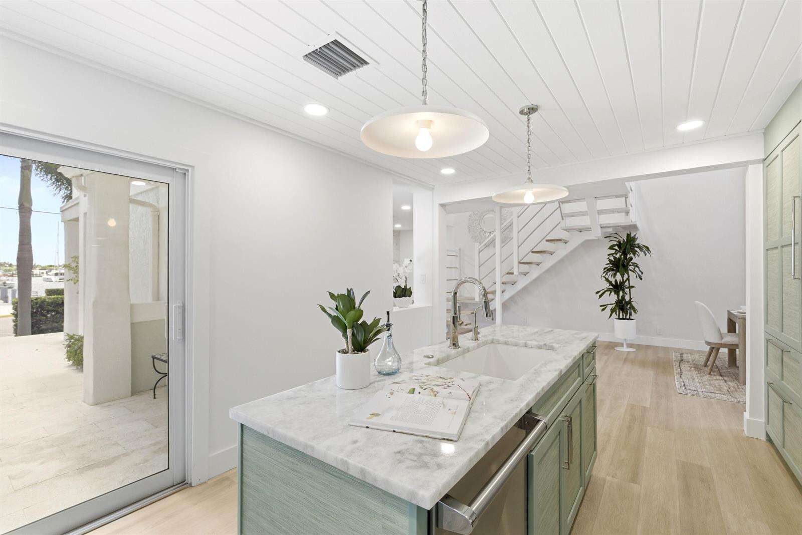 325 Poinciana, Fort Lauderdale, FL 33301 - For Sale photo 17