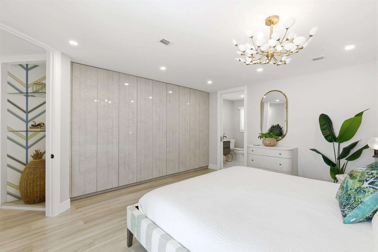 325 Poinciana, Fort Lauderdale, FL 33301 - For Sale photo 32