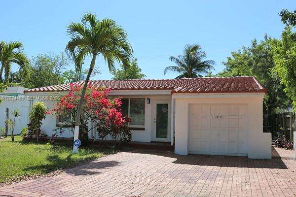 1380 71st St, Miami Beach, FL 33141 - For Sale photo 2