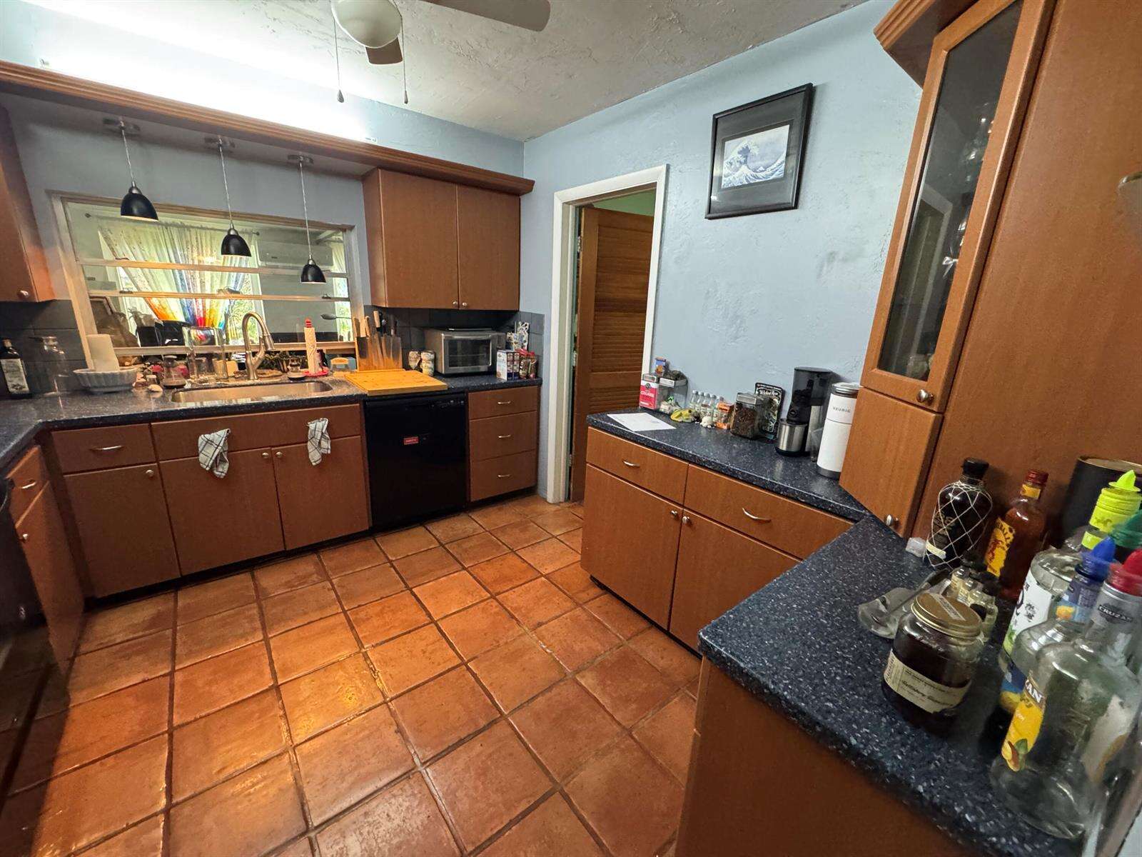 8780 11th, Pembroke Pines, FL 33024 - Pending Sale photo 17