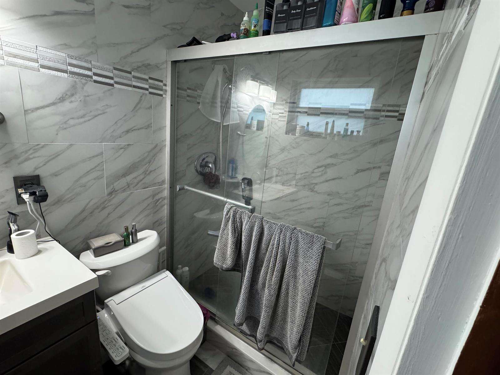8780 11th, Pembroke Pines, FL 33024 - Pending Sale photo 31