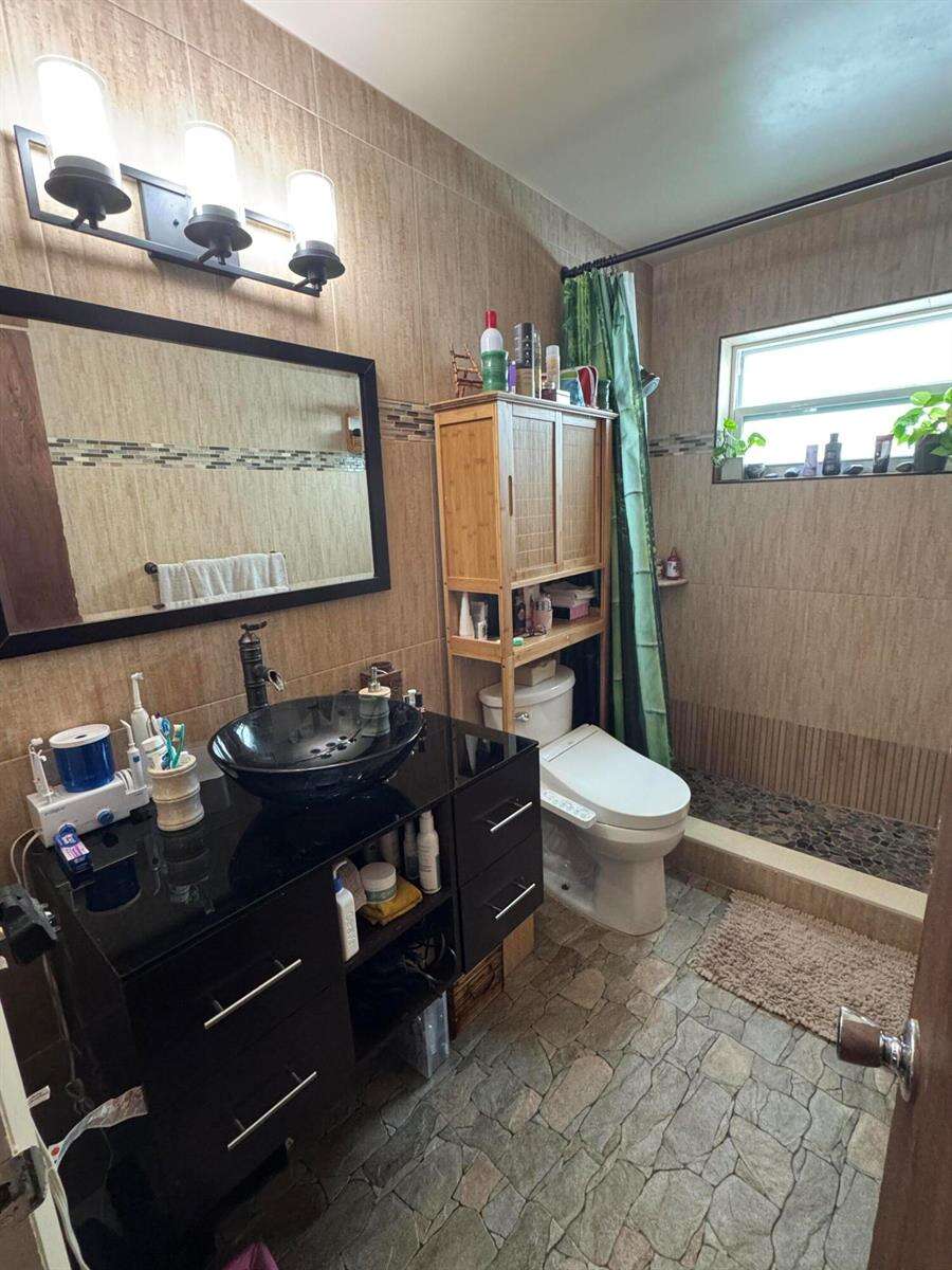 8780 11th, Pembroke Pines, FL 33024 - Pending Sale photo 35