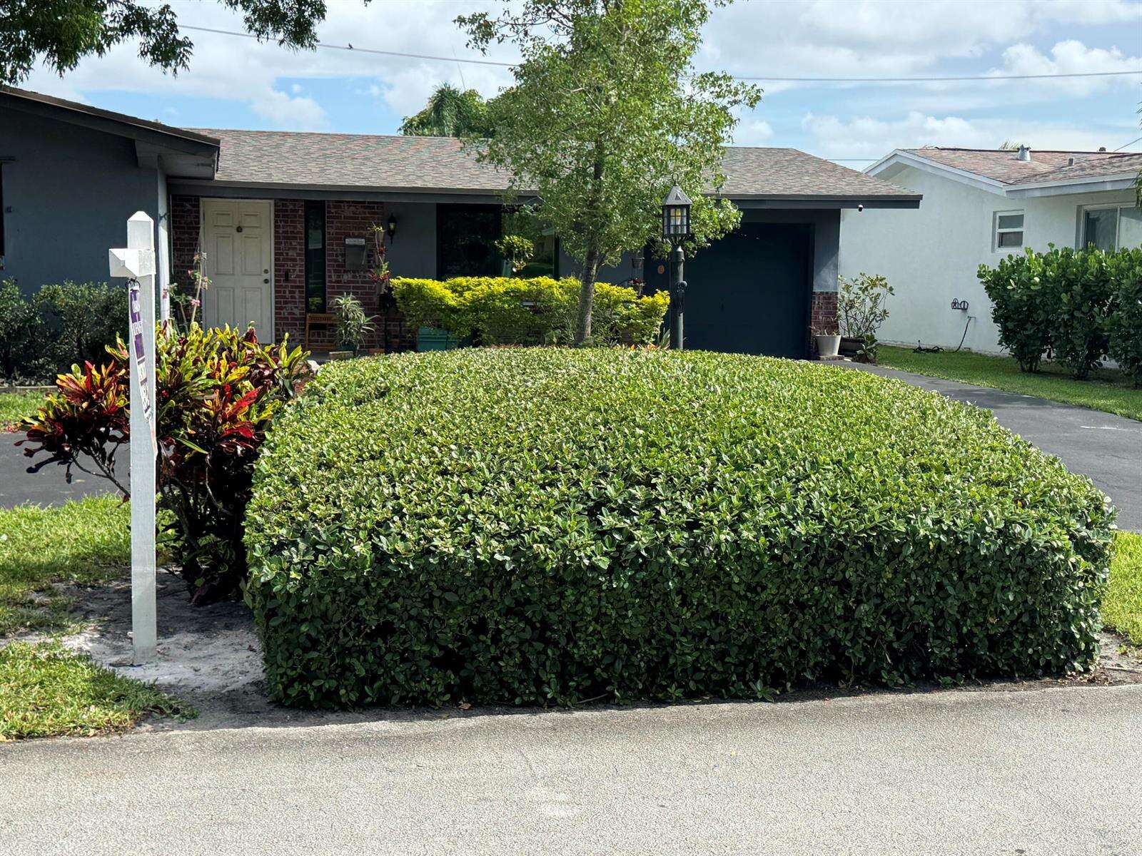 8780 11th, Pembroke Pines, FL 33024 - Pending Sale photo 5