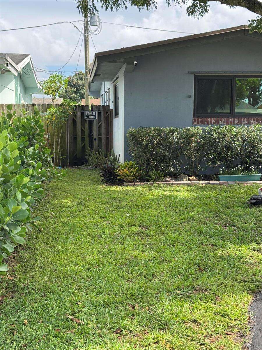 8780 11th, Pembroke Pines, FL 33024 - Pending Sale photo 9
