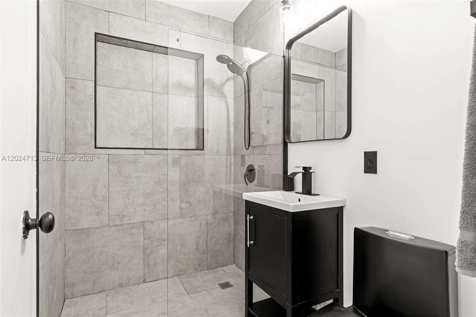 13010 Griffing Blvd, North Miami, FL 33161 - For Sale photo 33