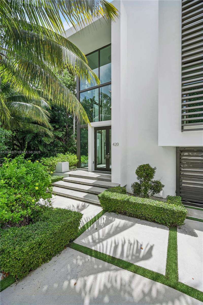420 Hibiscus Dr, Miami Beach, FL 33139 - For Sale photo 2