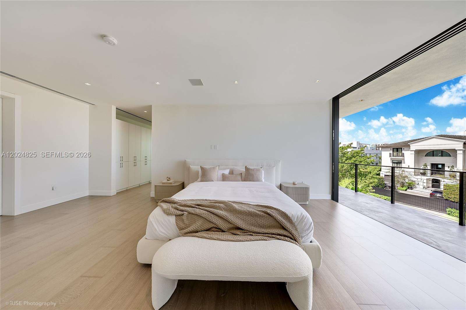 420 Hibiscus Dr, Miami Beach, FL 33139 - For Sale photo 17