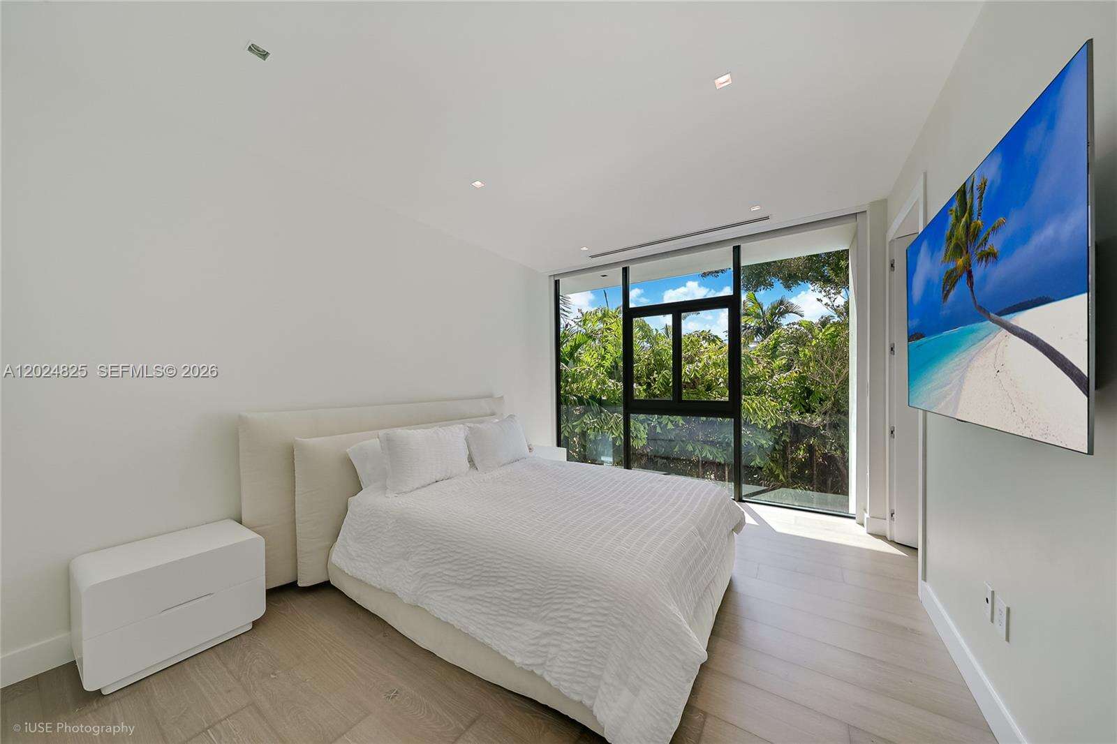 420 Hibiscus Dr, Miami Beach, FL 33139 - For Sale photo 24