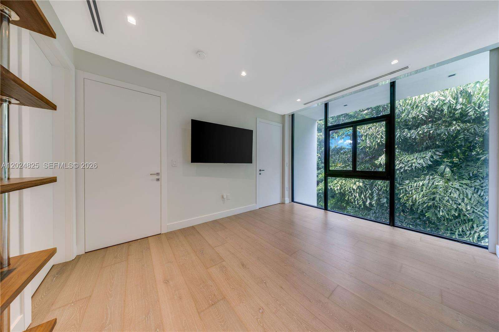 420 Hibiscus Dr, Miami Beach, FL 33139 - For Sale photo 27