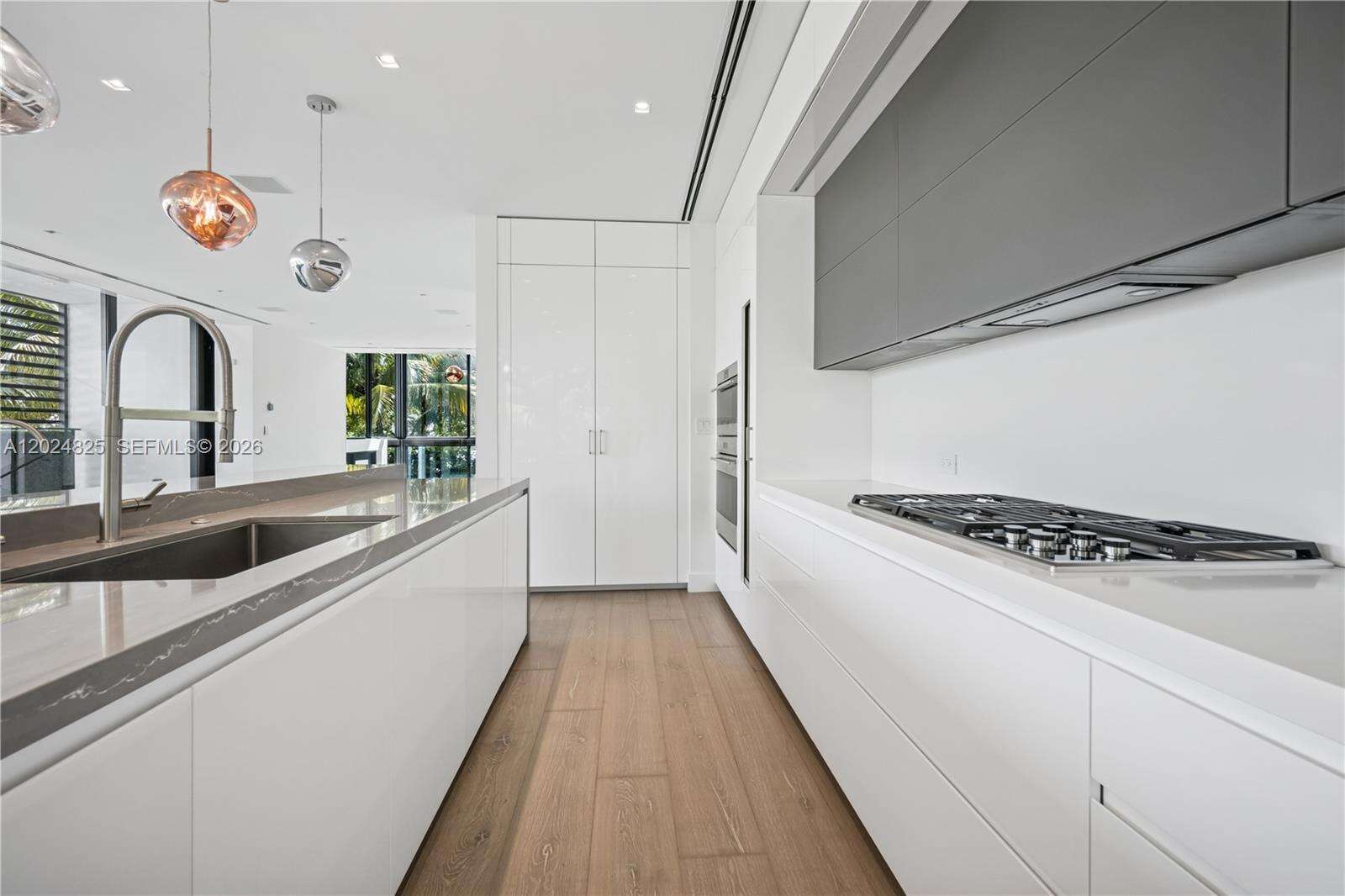 420 Hibiscus Dr, Miami Beach, FL 33139 - For Sale photo 10