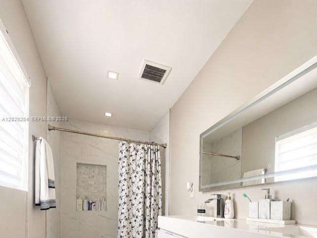 8490 17th Ct, Pembroke Pines, FL 33024 - For Sale photo 12
