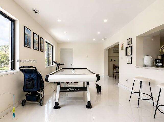 8490 17th Ct, Pembroke Pines, FL 33024 - For Sale photo 6