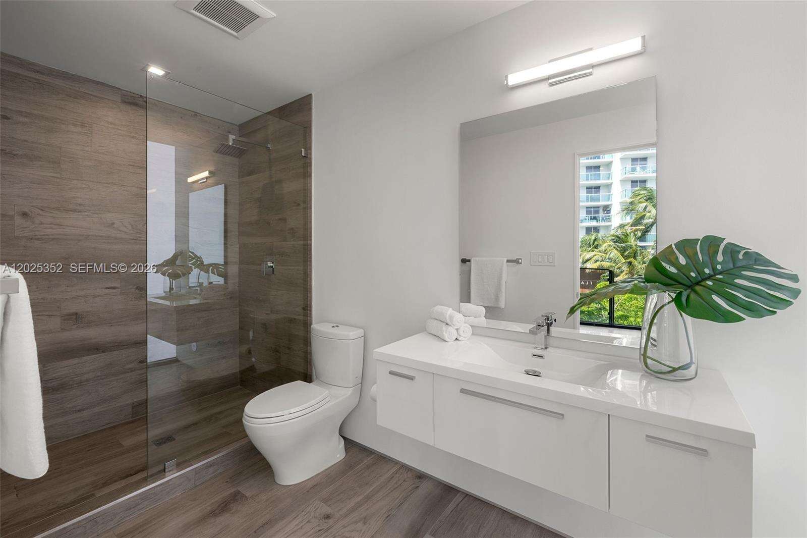 1525 Bay Rd, Miami Beach, FL 33139 - For Sale photo 29