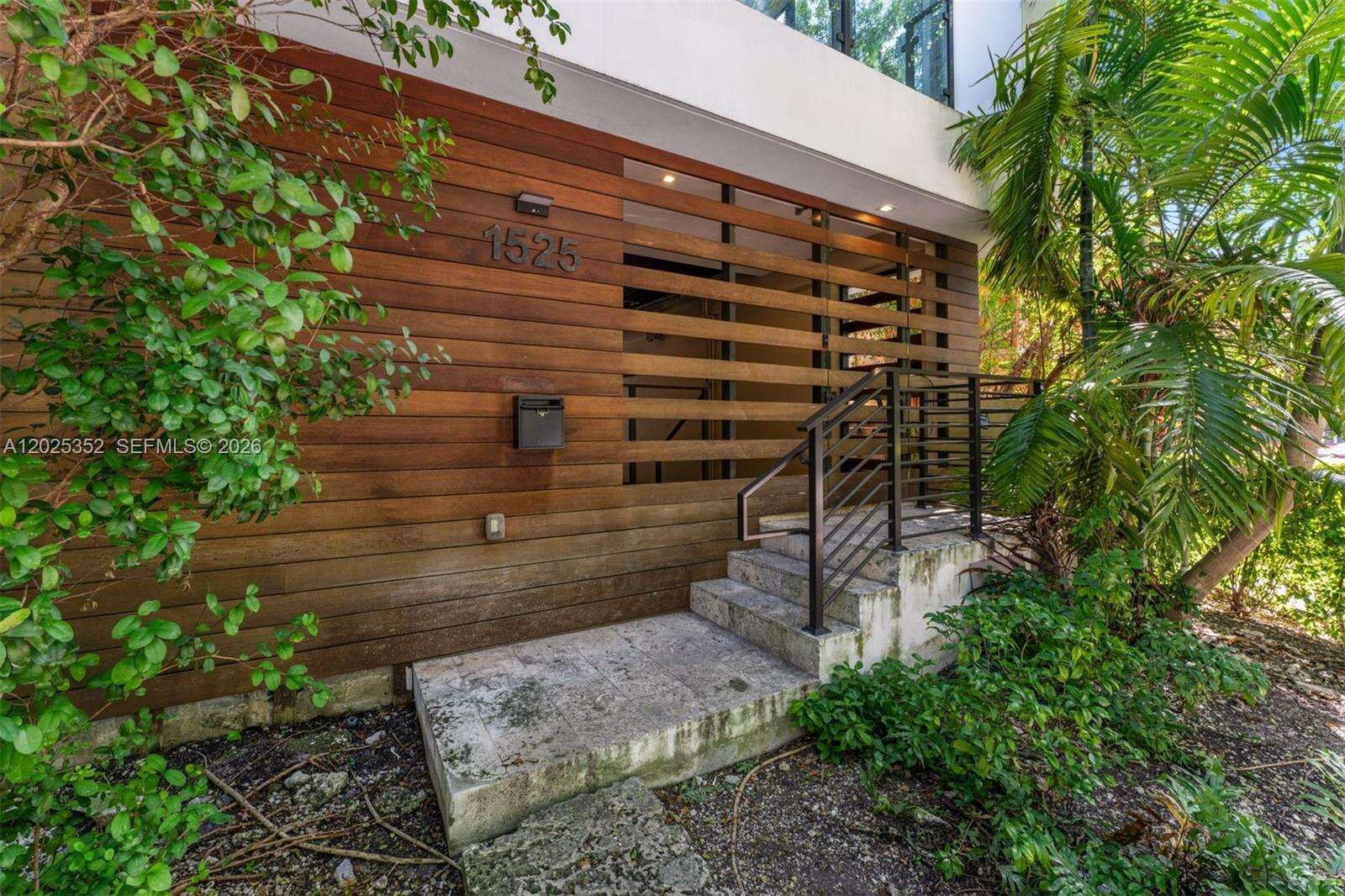 1525 Bay Rd, Miami Beach, FL 33139 - For Sale photo 40
