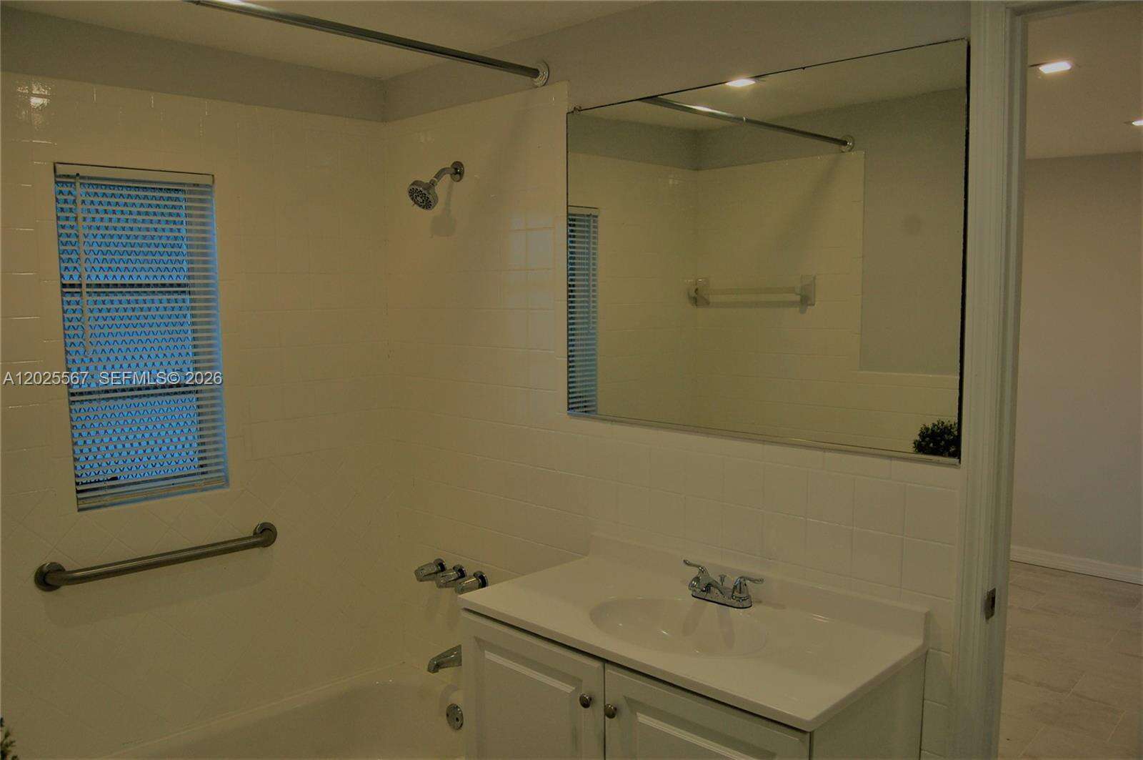 Miami, FL 33133 - For Sale photo 11