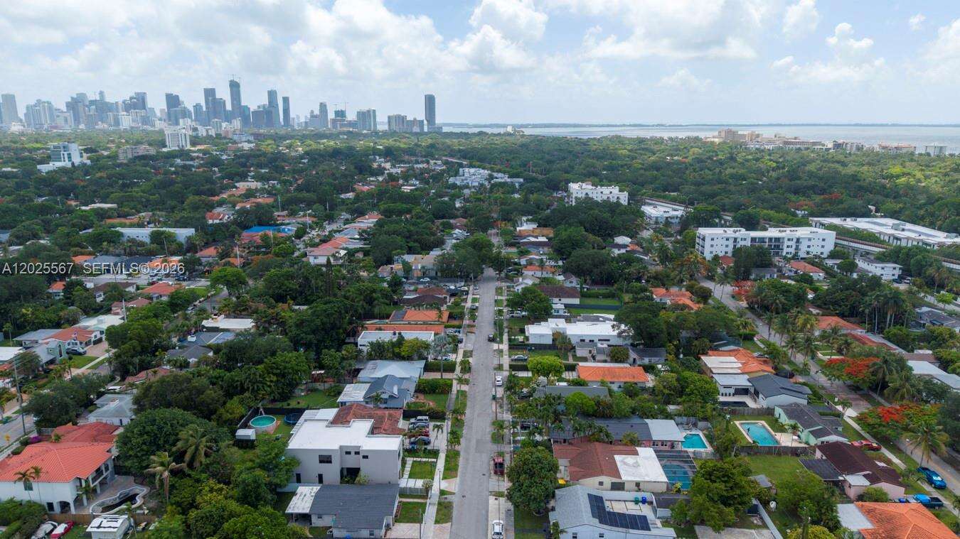 Miami, FL 33133 - For Sale photo 4