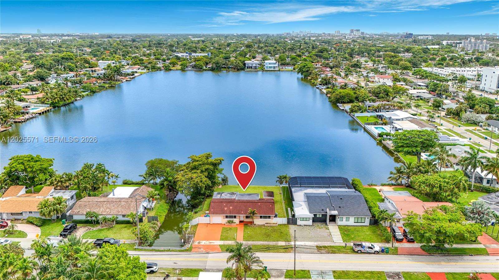 2501 209th Ter, Miami, FL 33180 - For Sale photo 3