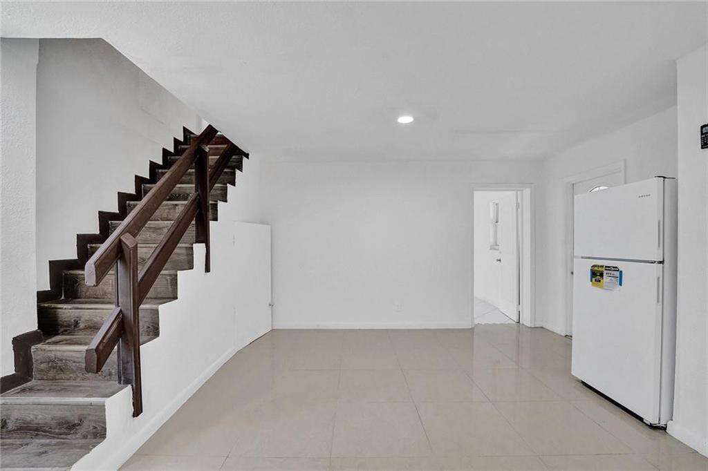 2422 Sherman, Hollywood, FL 33020 - For Sale photo 13