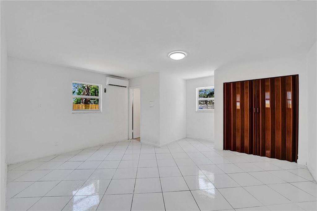 2422 Sherman, Hollywood, FL 33020 - For Sale photo 14