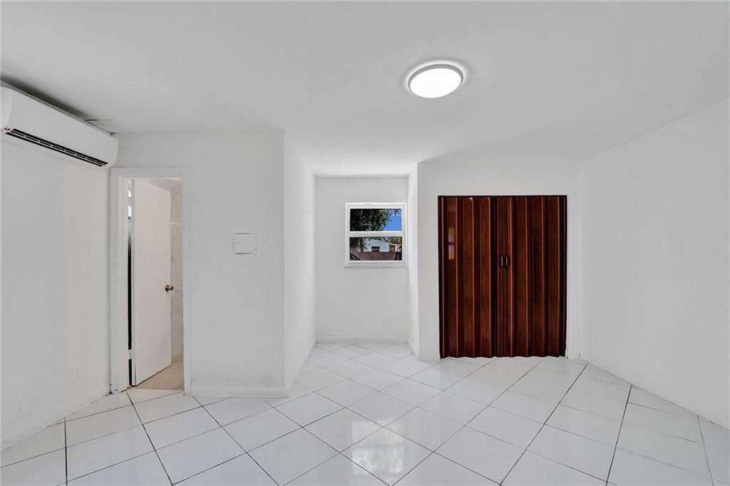 2422 Sherman, Hollywood, FL 33020 - For Sale photo 16