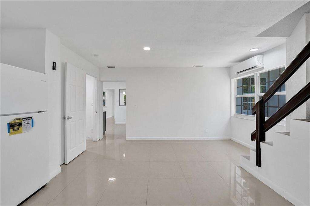 2422 Sherman, Hollywood, FL 33020 - For Sale photo 17