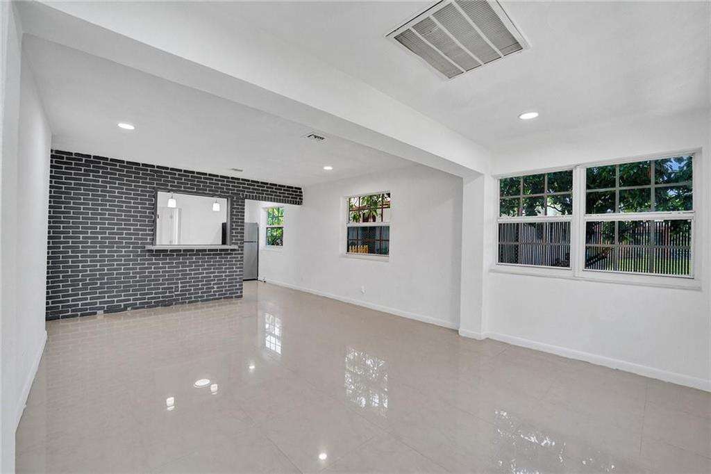 2422 Sherman, Hollywood, FL 33020 - For Sale photo 4