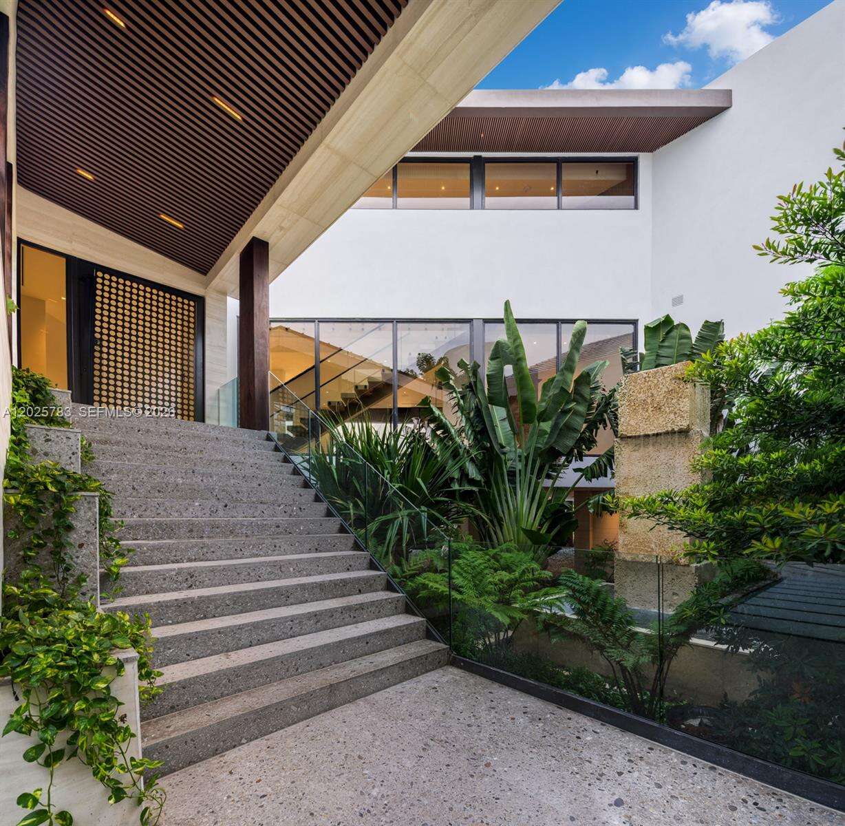 6941 Sunrise Ct, Coral Gables, FL 33133 - For Sale photo 13