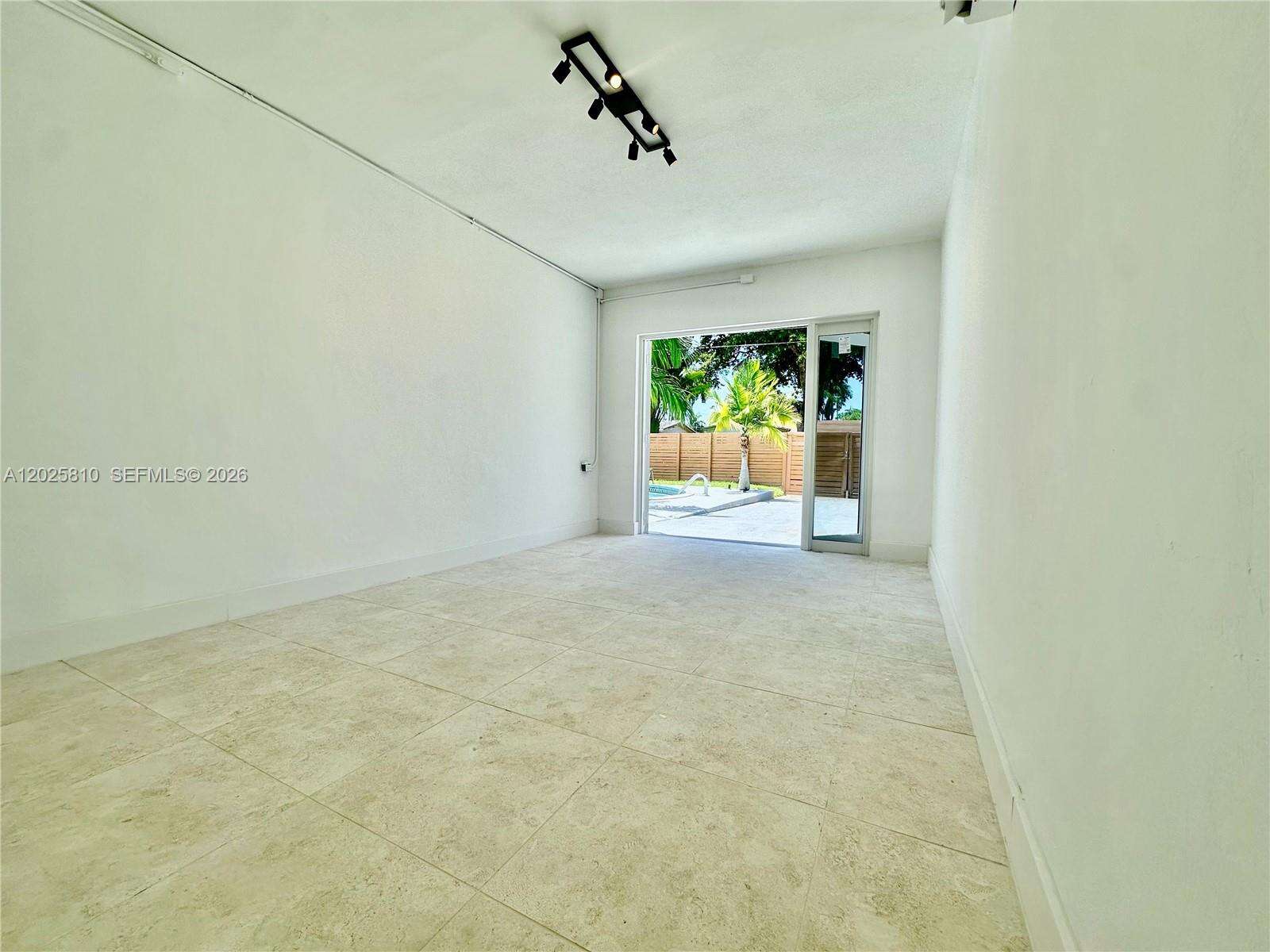 1446 Scott St, Hollywood, FL 33020 - For Sale photo 31