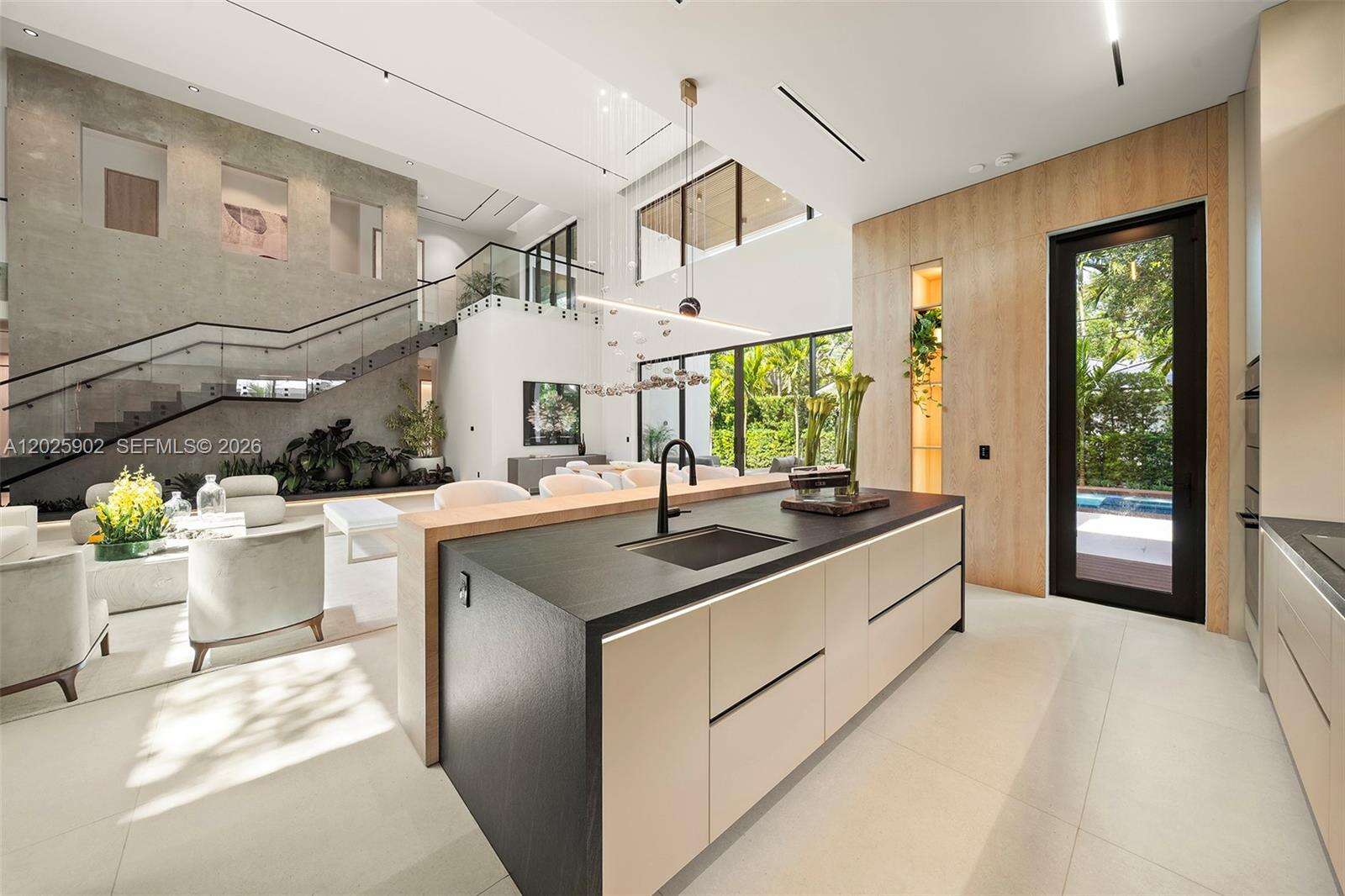 7895 52nd Ct, Miami, FL 33143 - For Sale photo 6