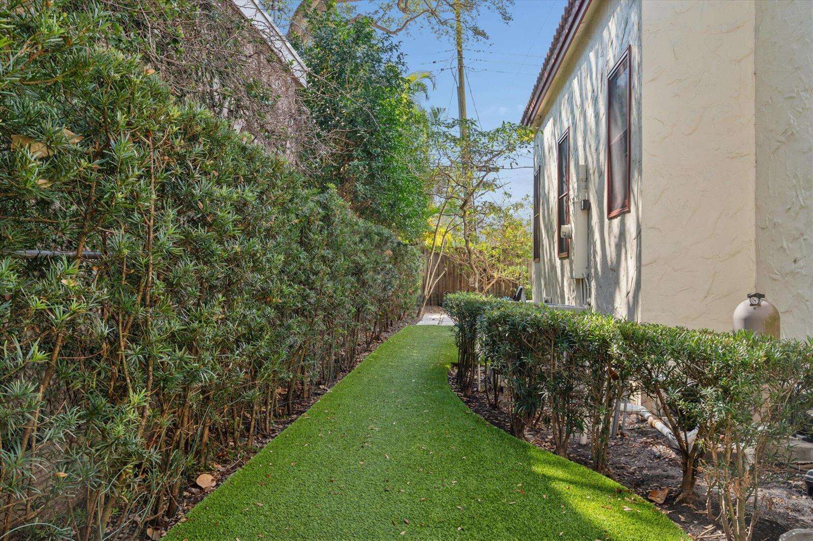 704 8th, Fort Lauderdale, FL 33316 - For Sale photo 34