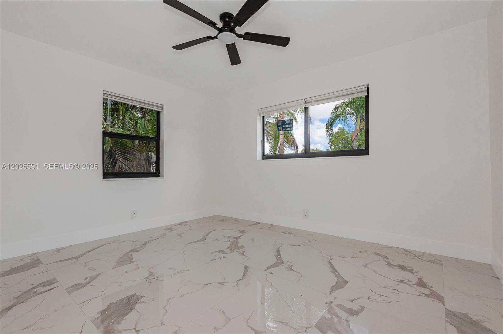 537 29th Ct, Hollywood, FL 33020 - For Sale photo 19