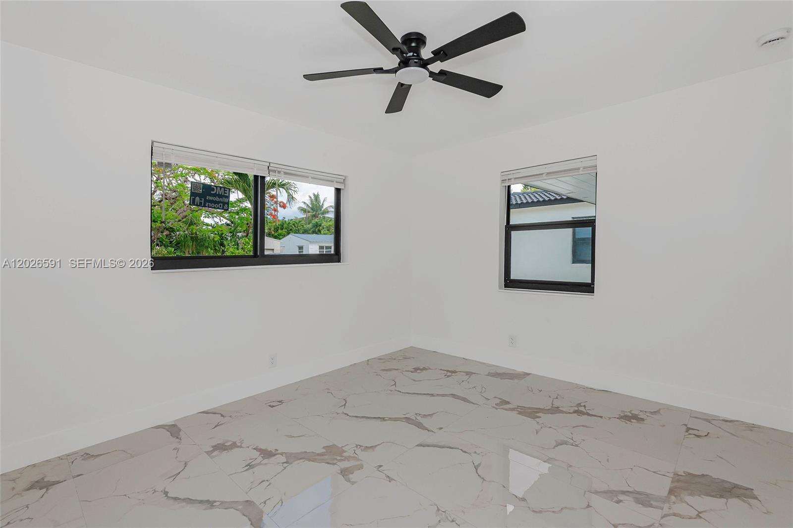 537 29th Ct, Hollywood, FL 33020 - For Sale photo 20