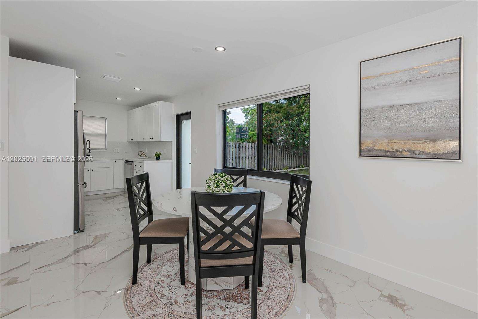 537 29th Ct, Hollywood, FL 33020 - For Sale photo 5