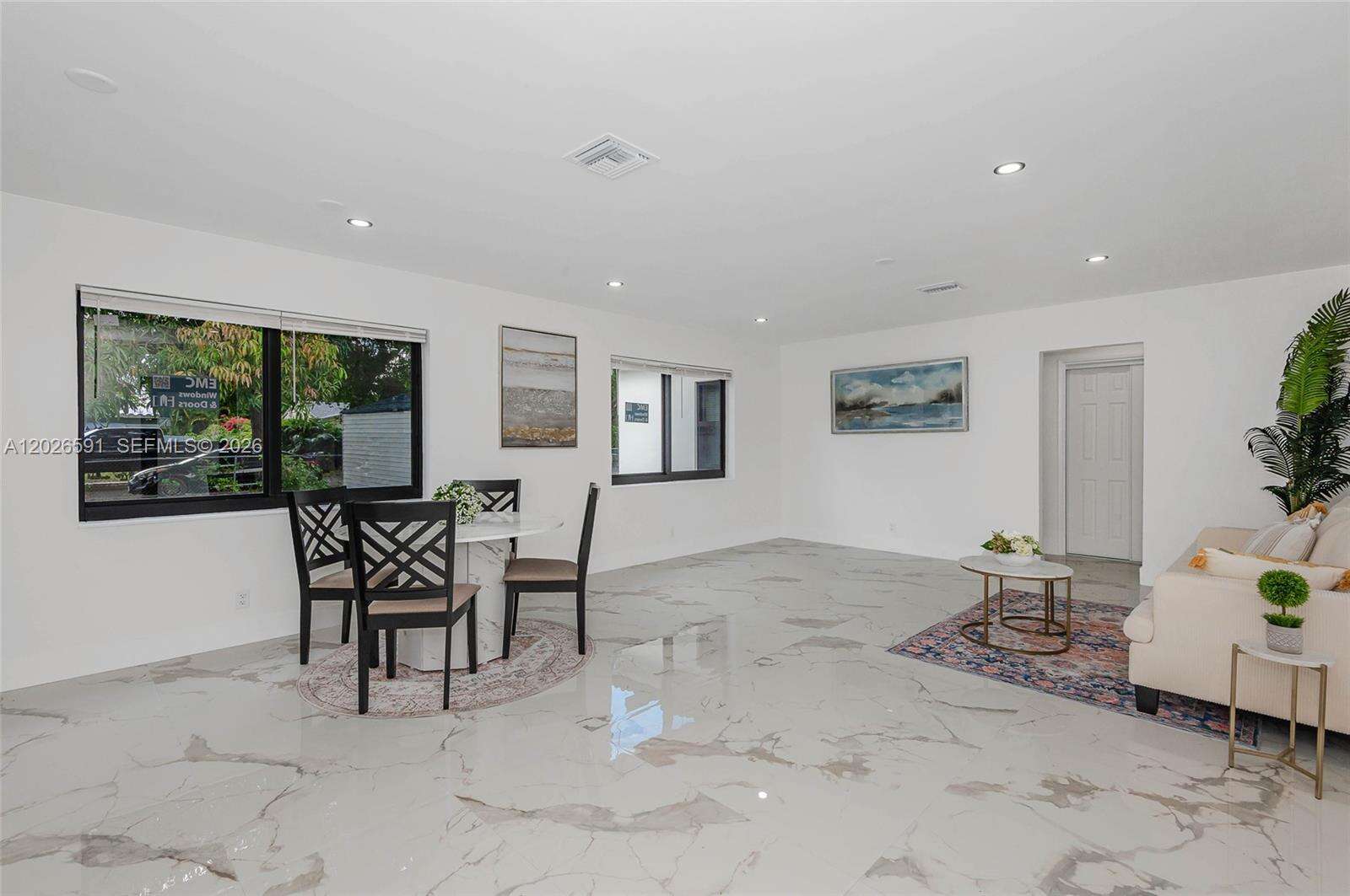537 29th Ct, Hollywood, FL 33020 - For Sale photo 6