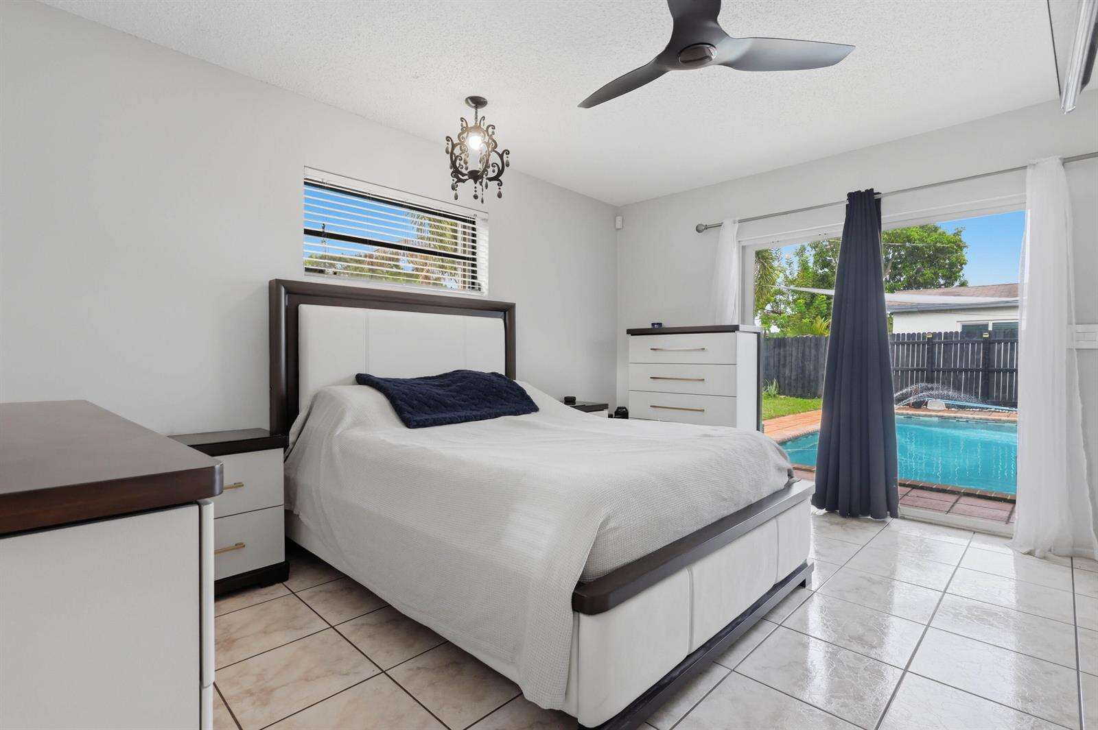 6448 Custer, Hollywood, FL 33024 - For Sale photo 16
