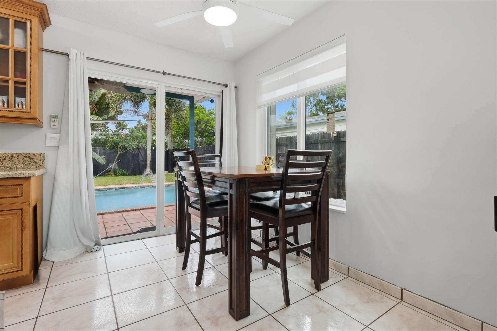 6448 Custer, Hollywood, FL 33024 - For Sale photo 10