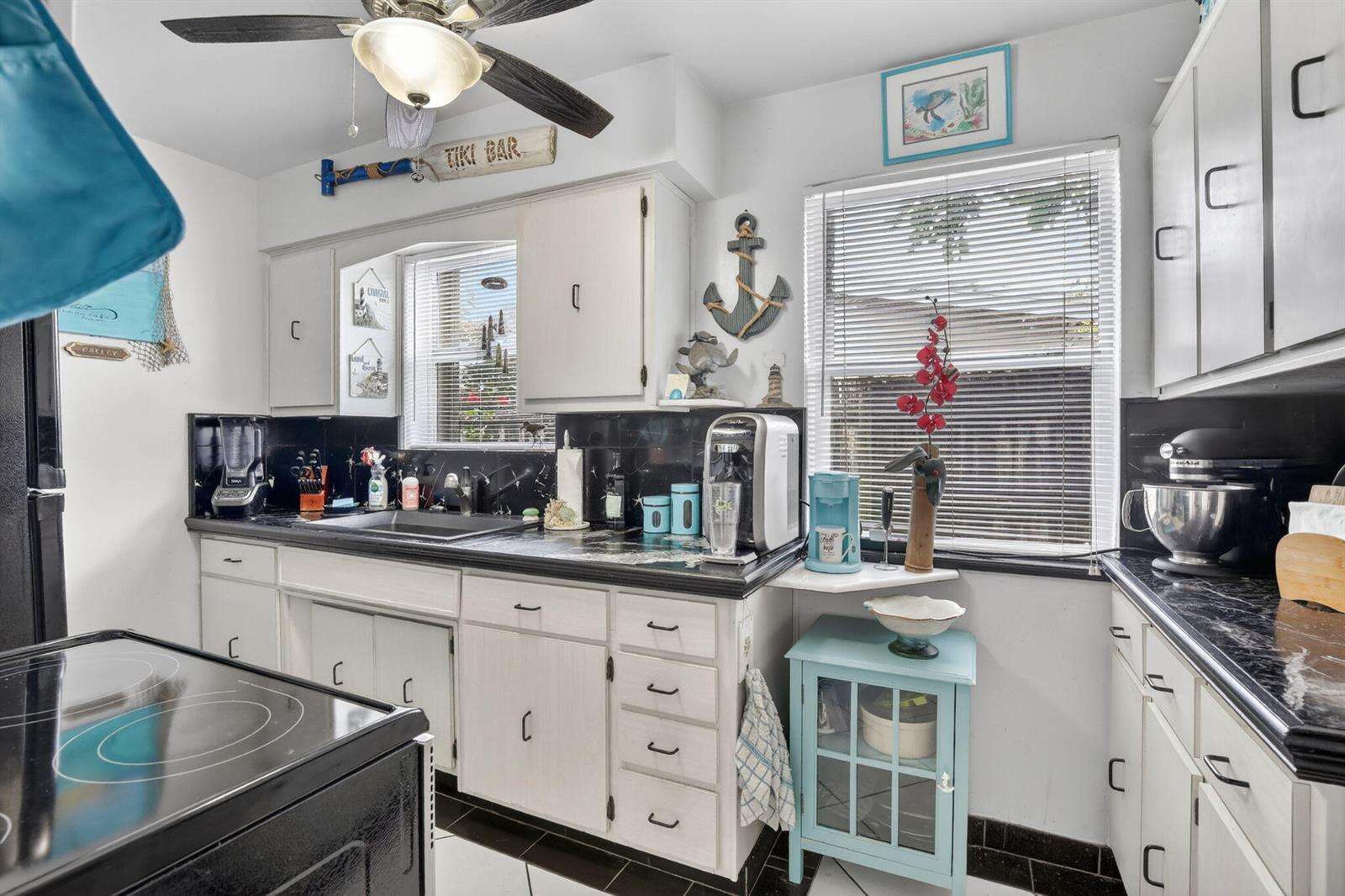 7140 Meade, Hollywood, FL 33024 - For Sale photo 13