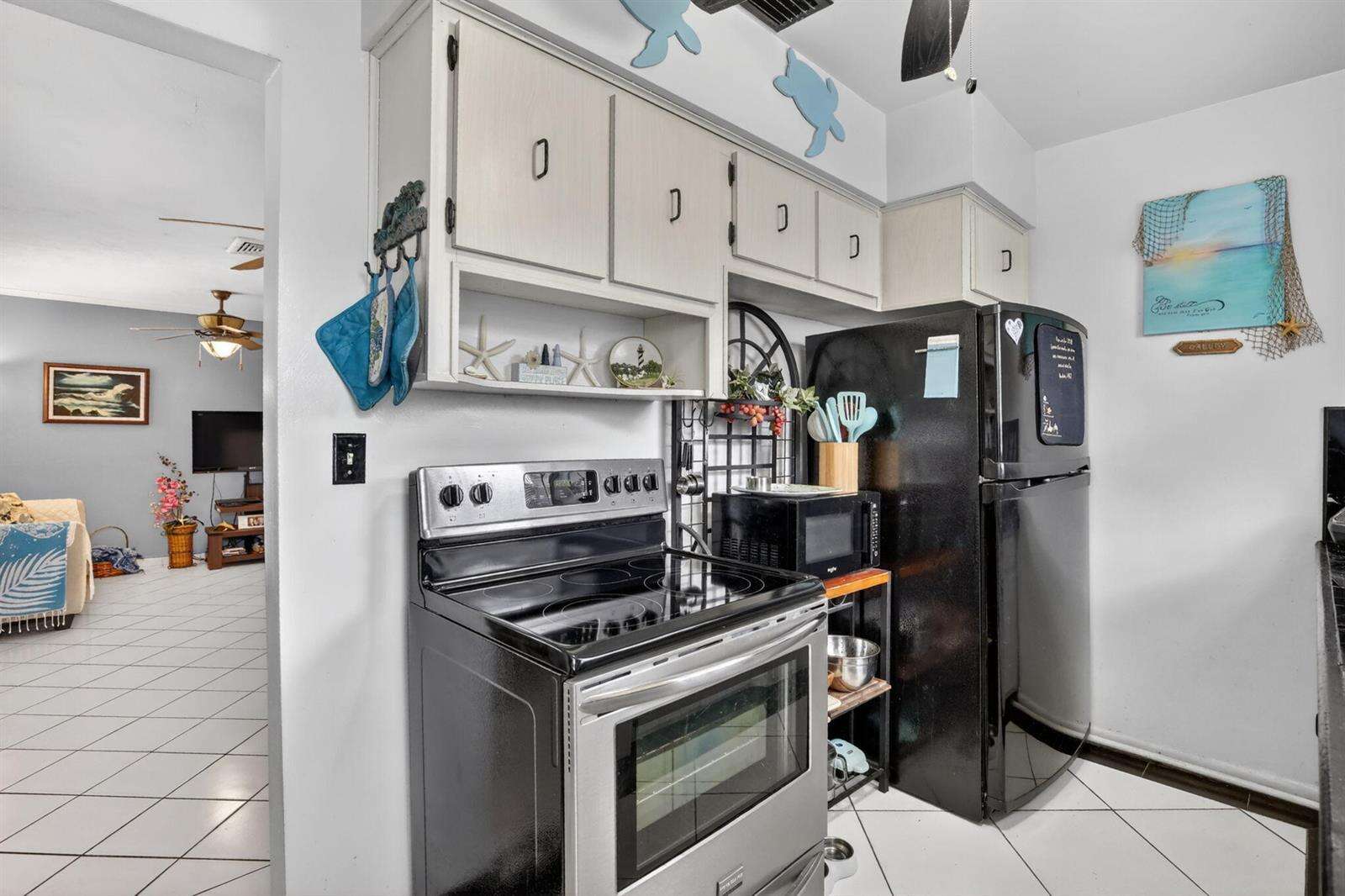 7140 Meade, Hollywood, FL 33024 - For Sale photo 15