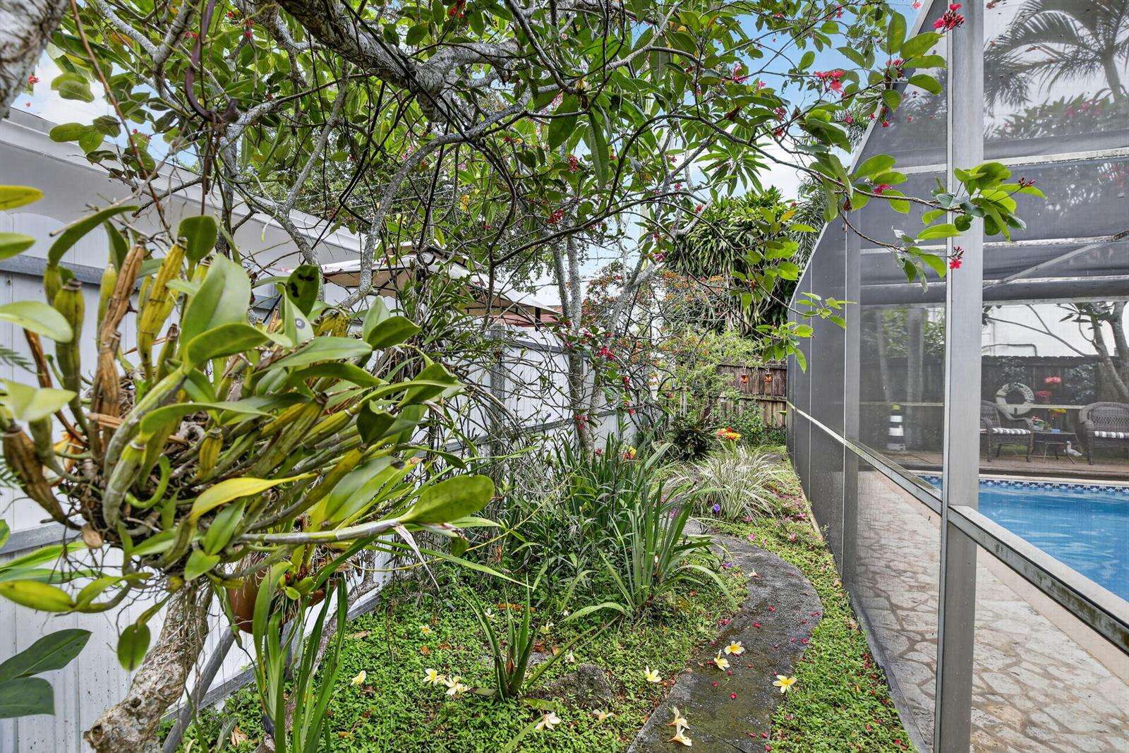 7140 Meade, Hollywood, FL 33024 - For Sale photo 47