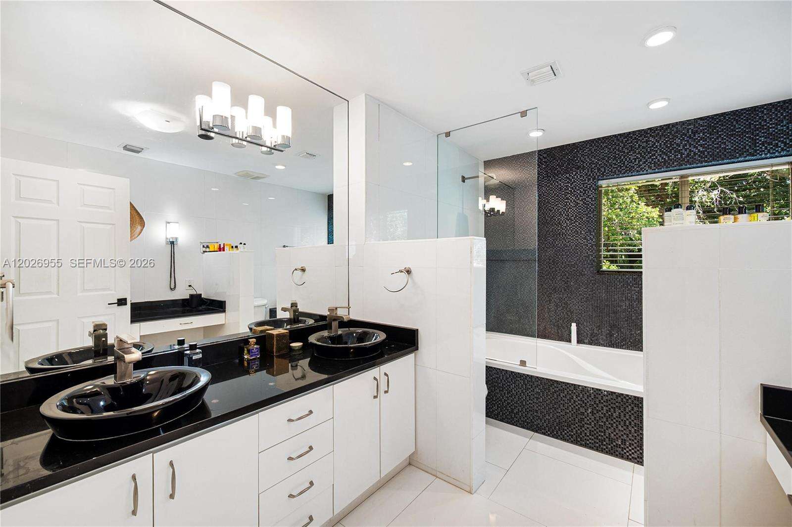 3520 Saint Gaudens Ct, Miami, FL 33133 - For Sale photo 19