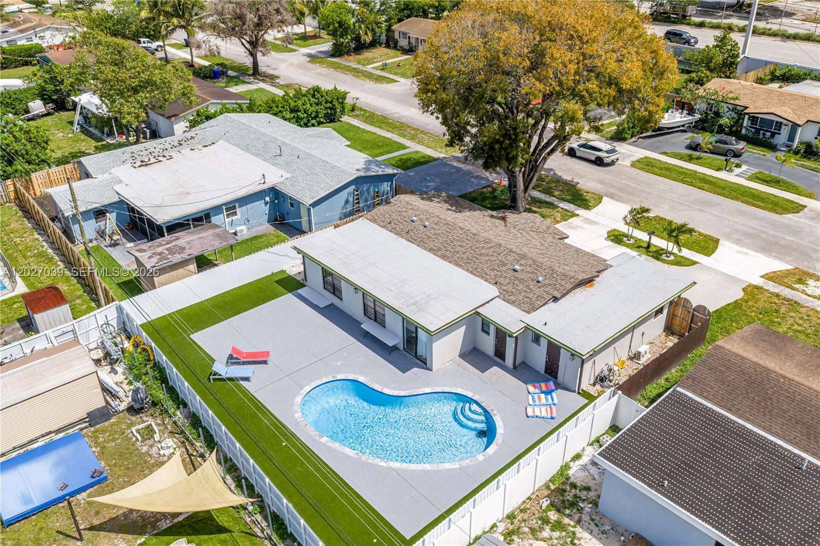 7051 Tyler St, Hollywood, FL 33024 - For Sale photo 2