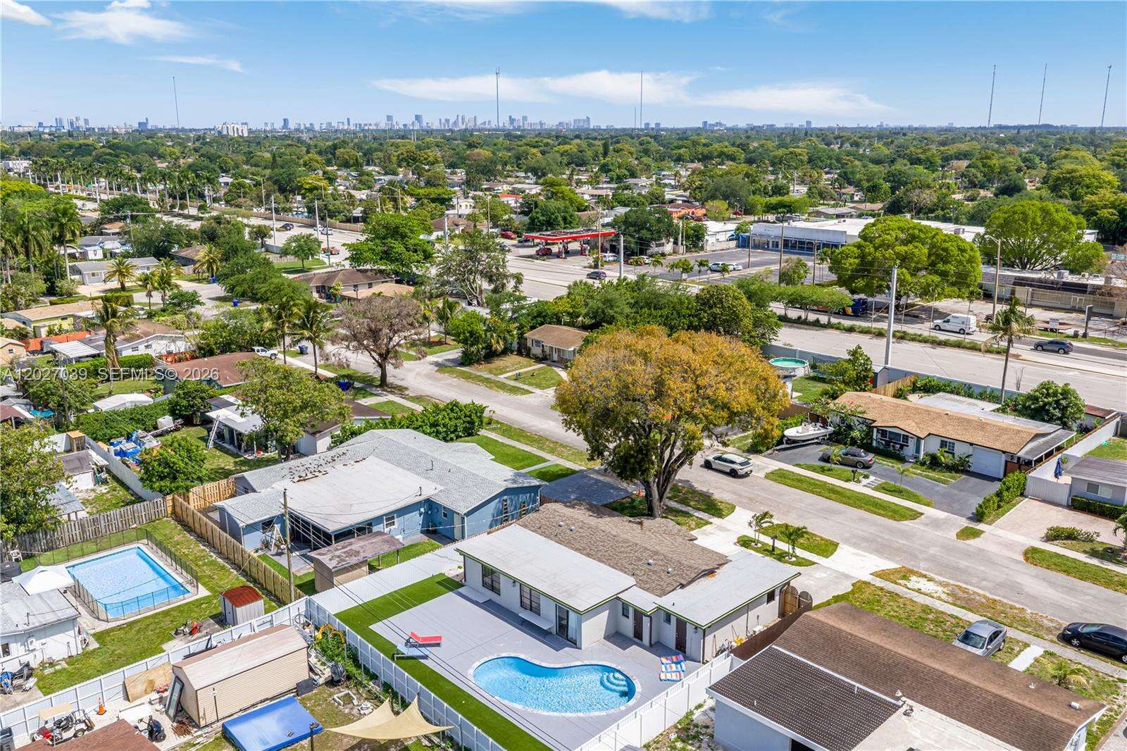 7051 Tyler St, Hollywood, FL 33024 - For Sale photo 3