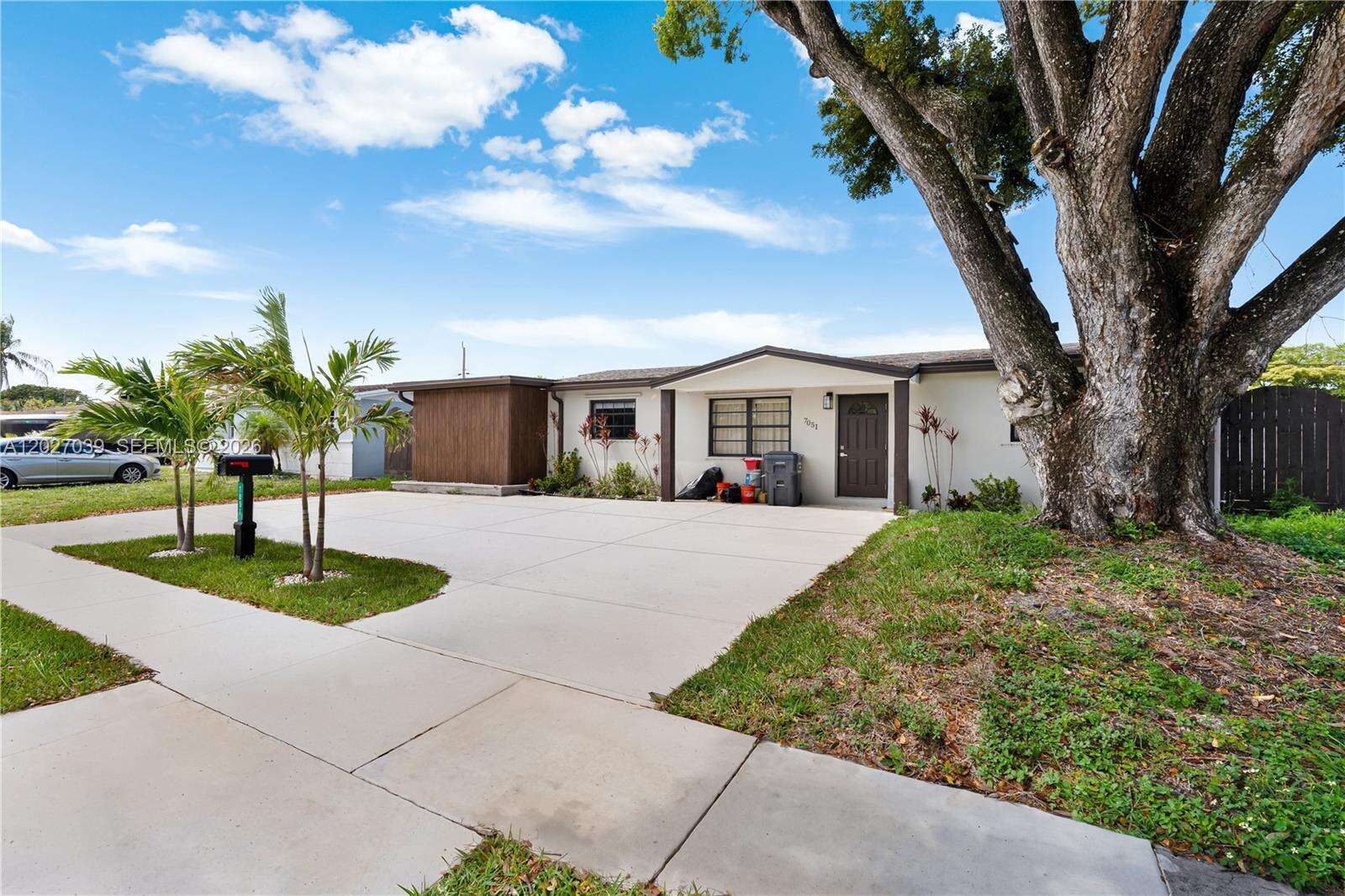 7051 Tyler St, Hollywood, FL 33024 - For Sale photo 23