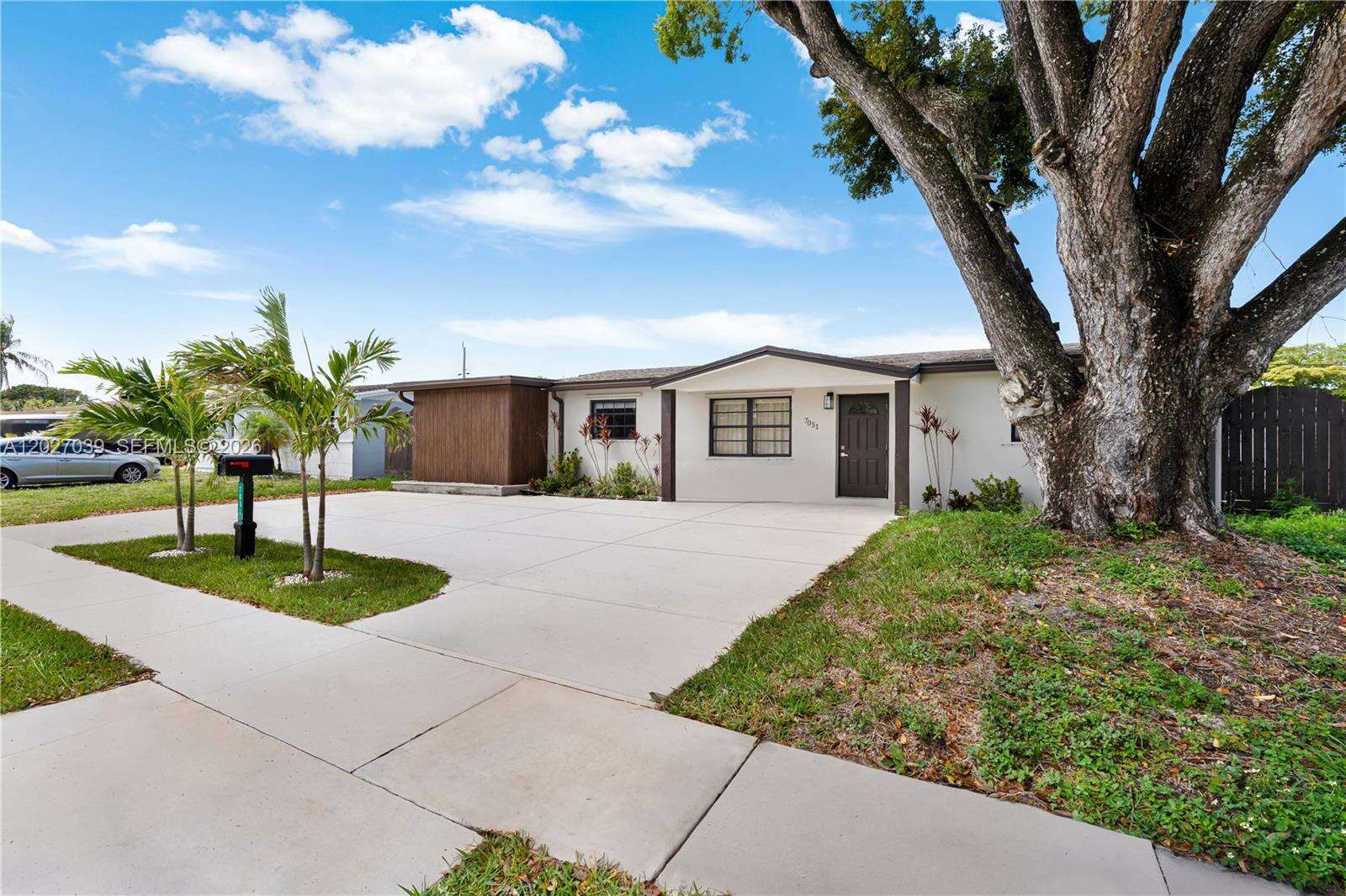 7051 Tyler St, Hollywood, FL 33024 - For Sale photo 24