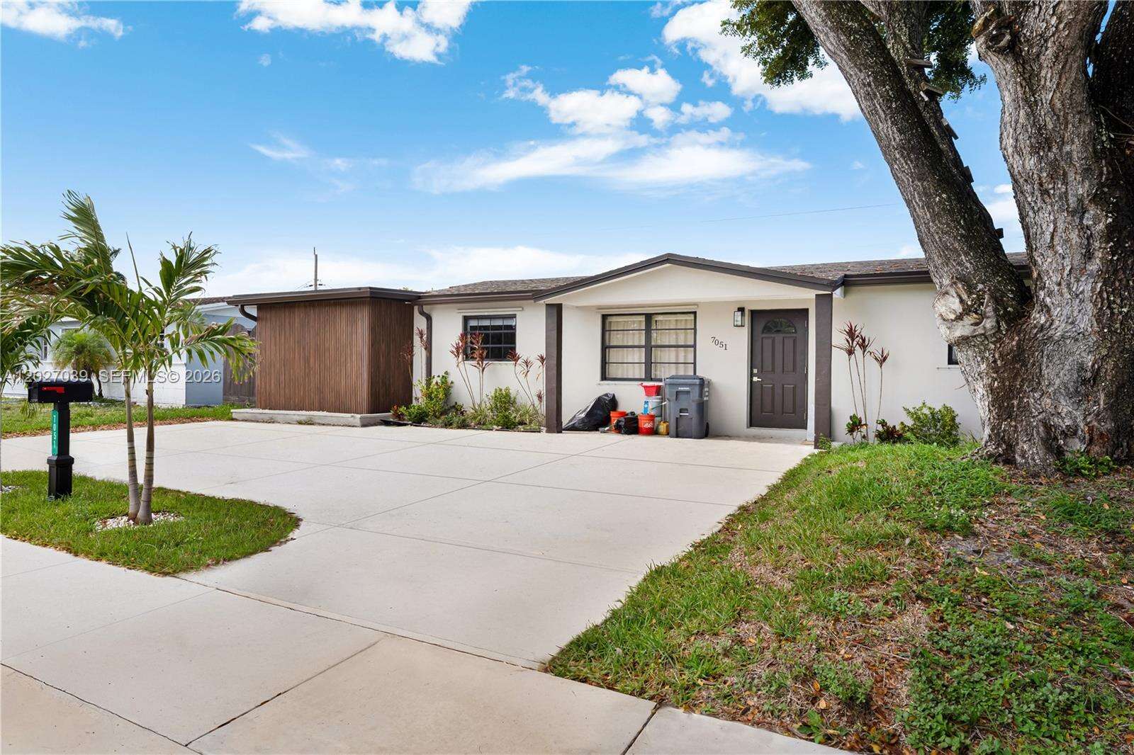 7051 Tyler St, Hollywood, FL 33024 - For Sale photo 25