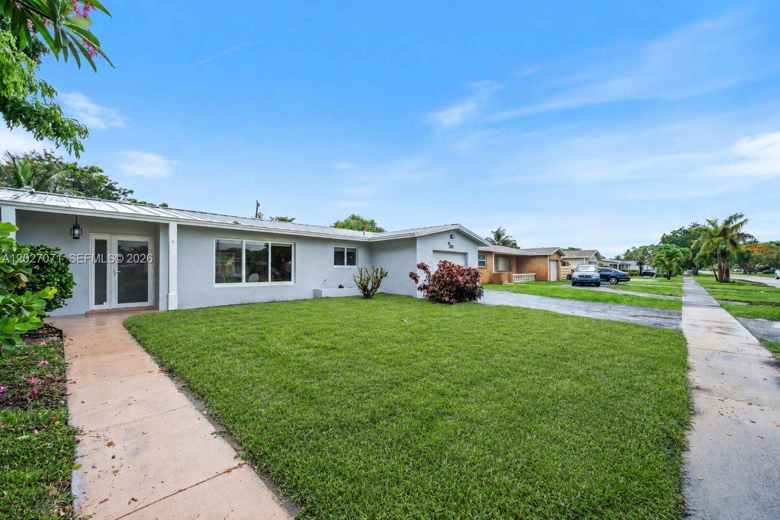 4024 Monroe St, Hollywood, FL 33021 - For Sale photo 2