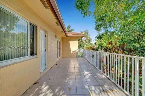 1101 2nd St, Hallandale Beach, FL 33009 - For Sale photo 2