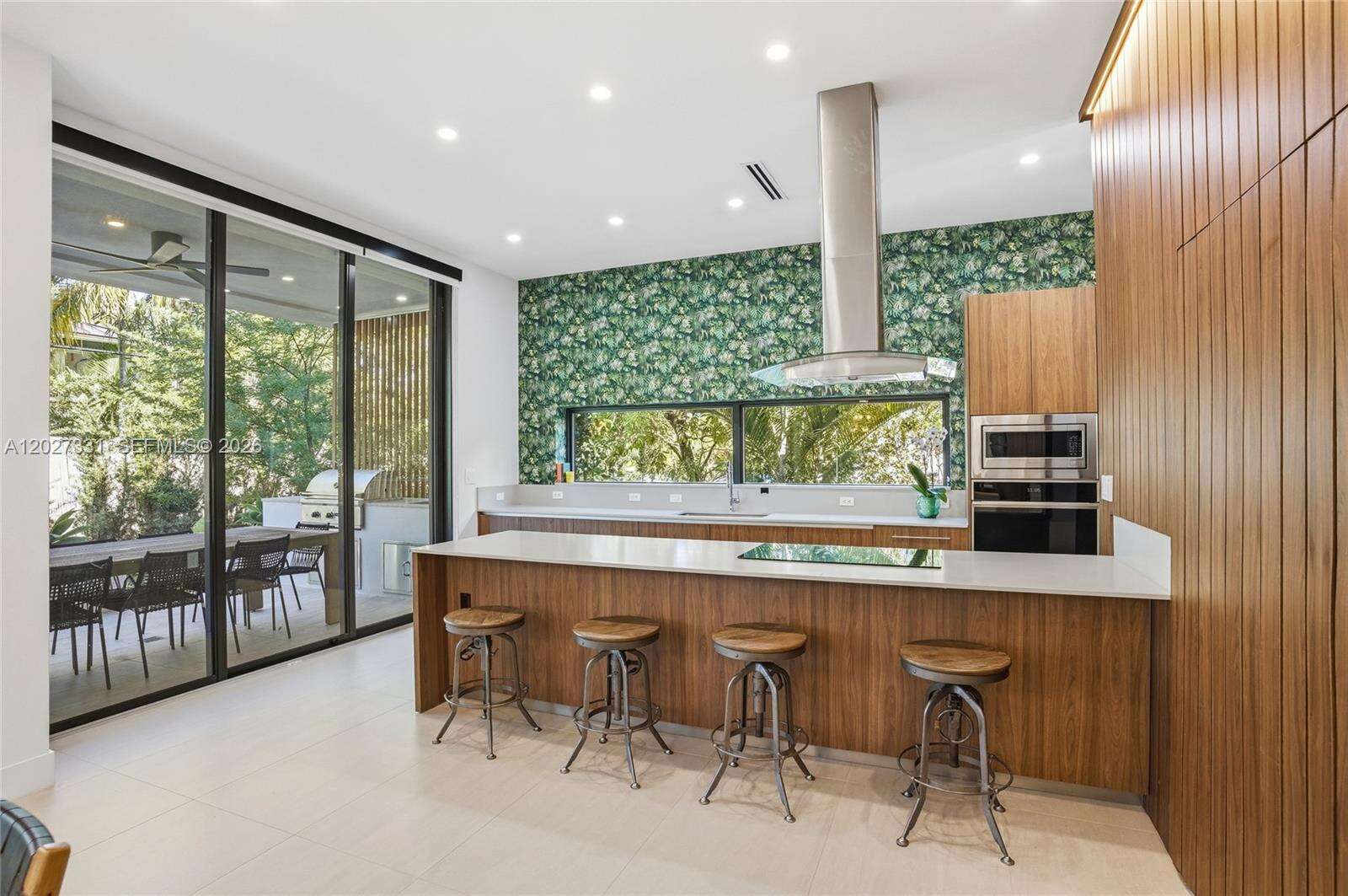4354 Alton Rd, Miami Beach, FL 33140 - For Sale photo 3